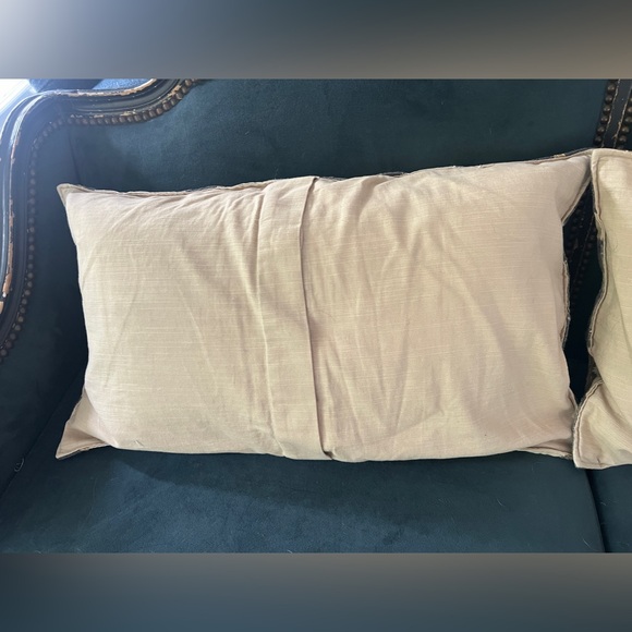 POTTERY BARN EMBELLISHED IKHAT PATTERN (2)24x14 decorative pillows - Picture 4 of 6